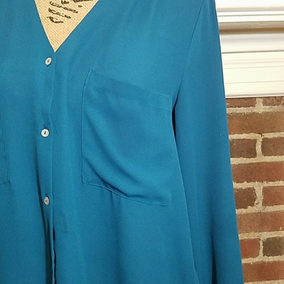 H&M high/low turquoise top - Picture 2 of 3